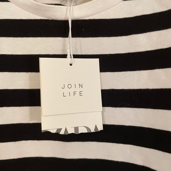 Zara Cropped Black & White striped crop top Large - Picture 3 of 6